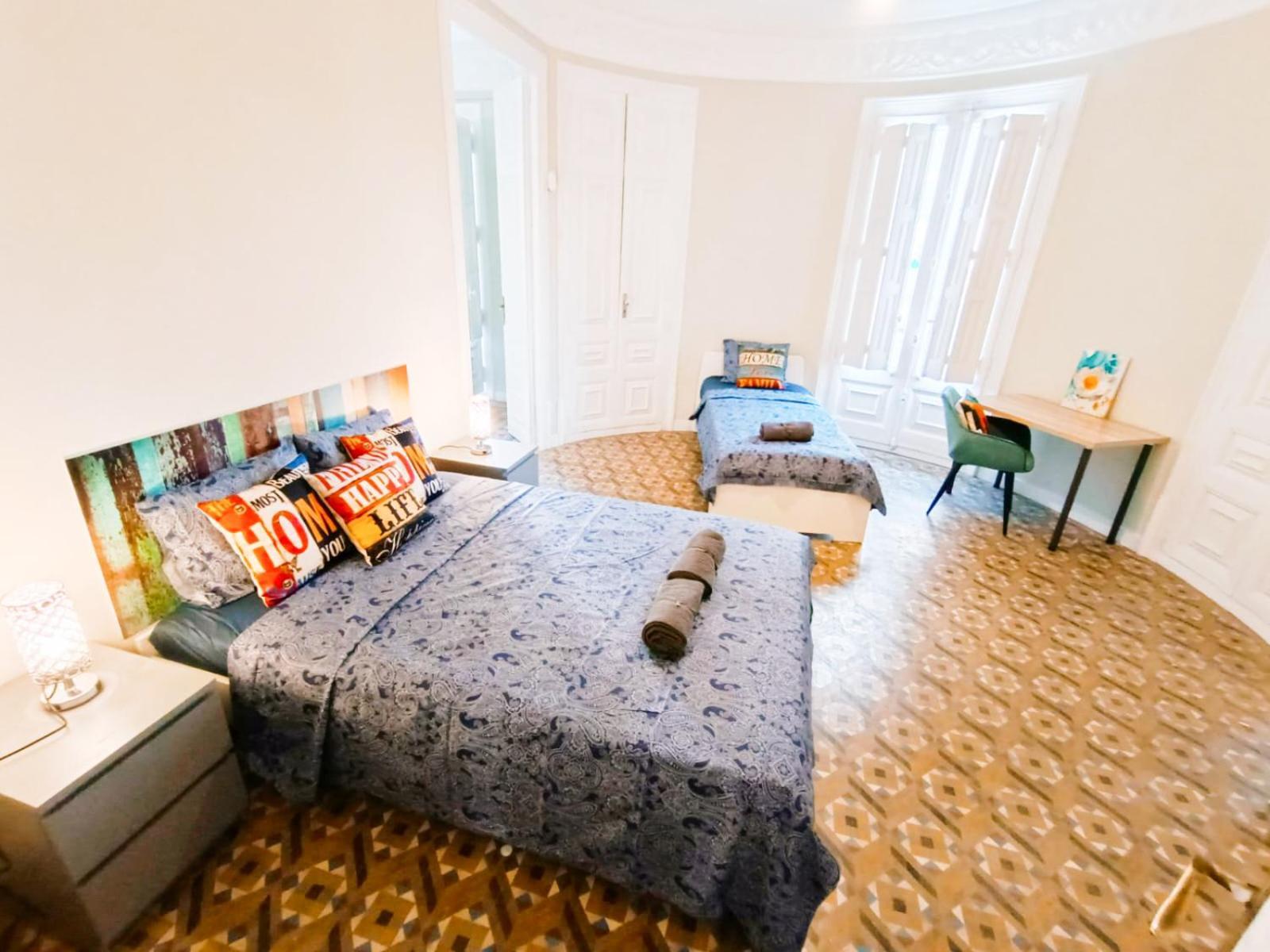 Private Rooms By Plaza Catalunya Barselona Dış mekan fotoğraf