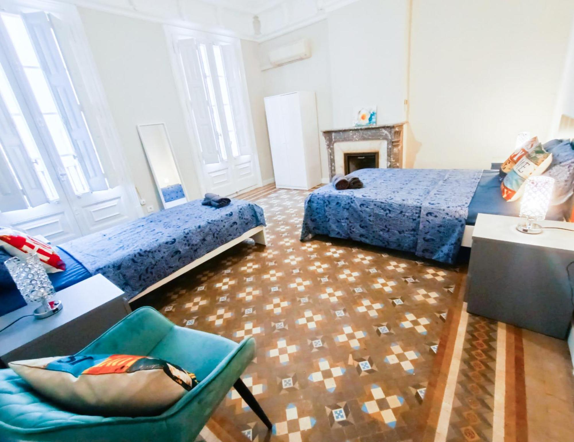 Private Rooms By Plaza Catalunya Barselona Dış mekan fotoğraf