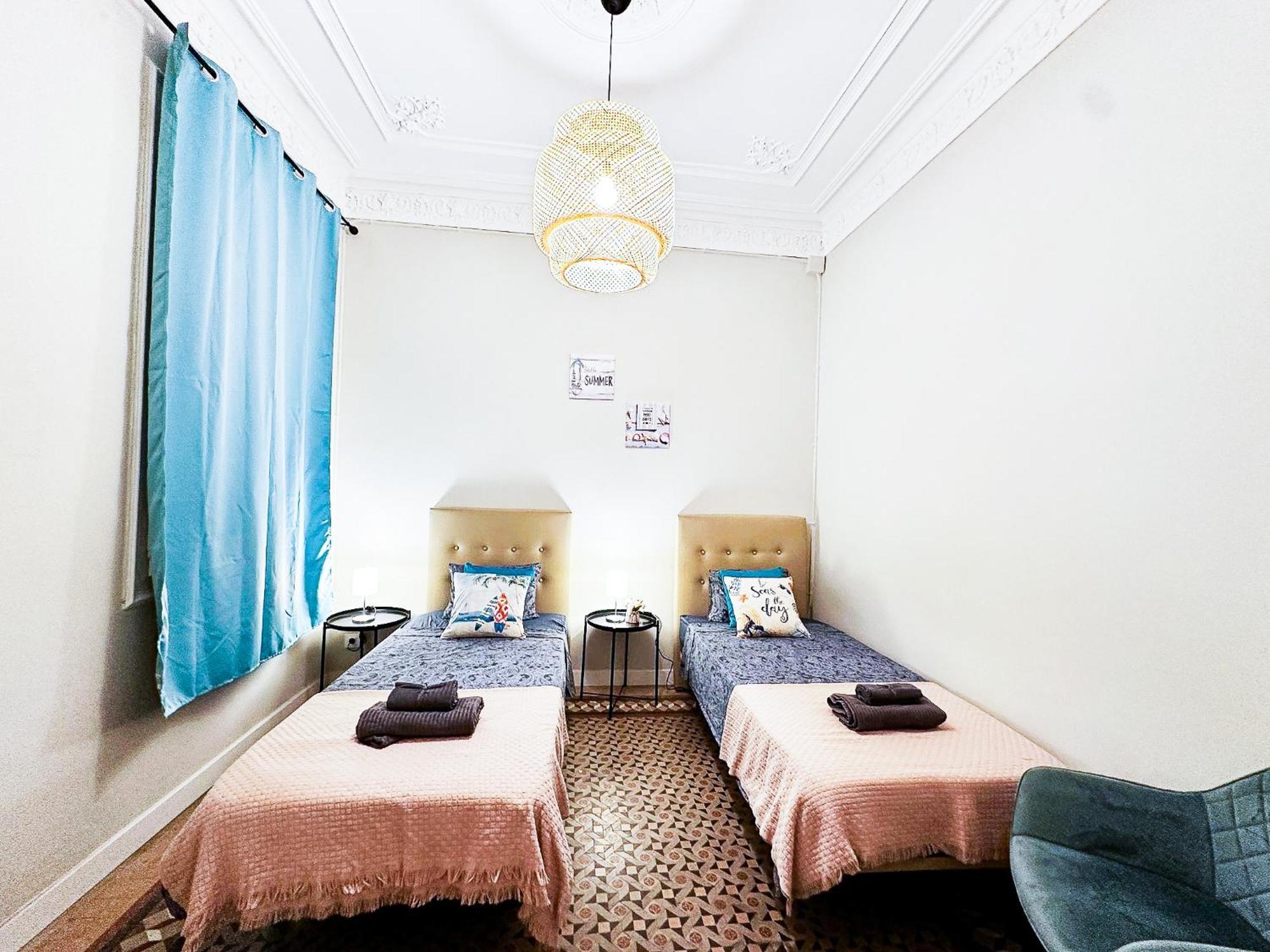 Private Rooms By Plaza Catalunya Barselona Dış mekan fotoğraf